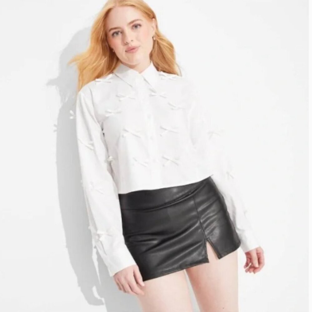 Wild Fable White Button-Down Long Sleeve Shirt Top Blouse Relaxed Size Medium
